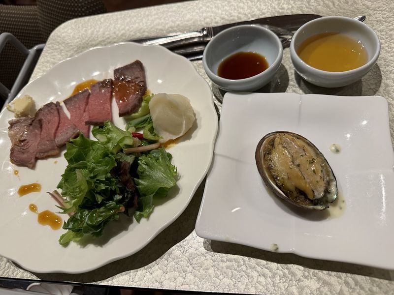 ファイル:伊香保温泉ホテル天坊 レストラン04.jpg