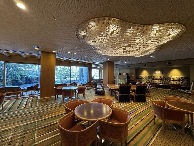 ファイル:伊香保温泉ホテル天坊 館内02.jpg
