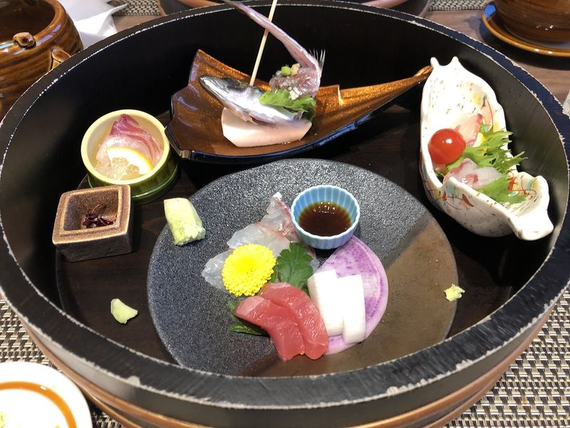 ファイル:トスラブ館山 レストラン03.jpg