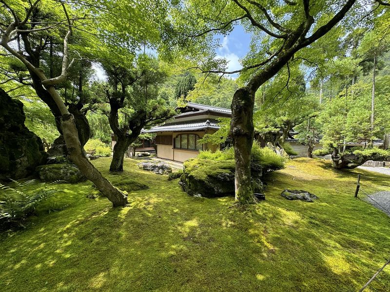 ファイル:ホテルハーヴェスト京都鷹峯 館内06.jpg