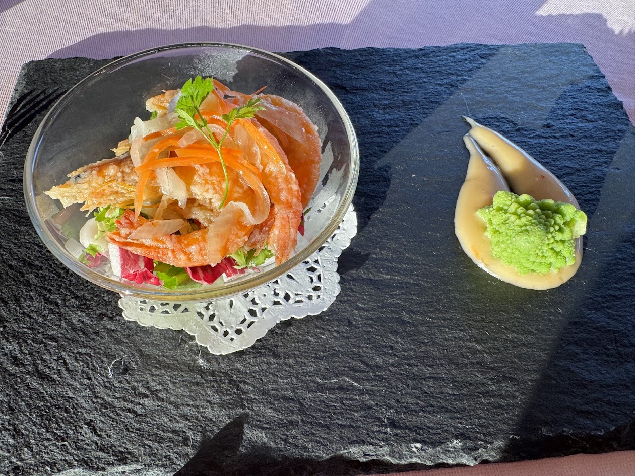 レストランの夕食