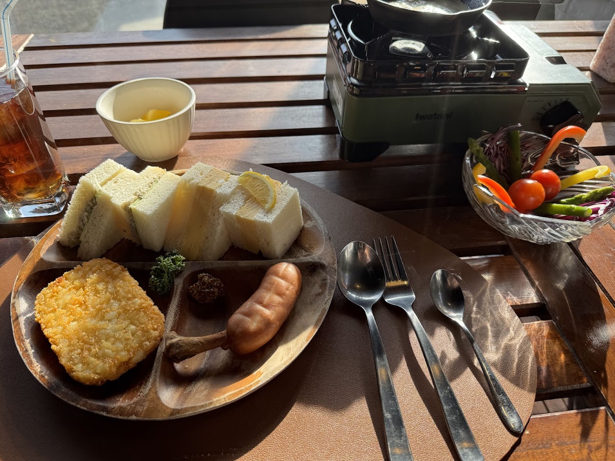 朝食